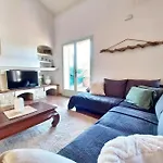 Magnificent Villa Residence With Pool - Frejus
