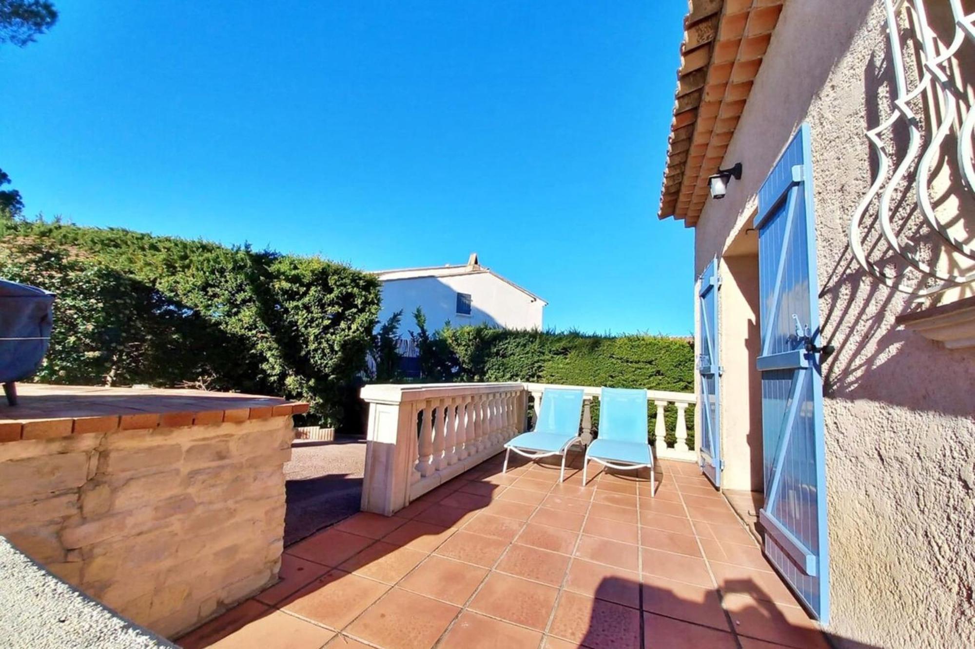 Magnificent With Pool - Fréjus